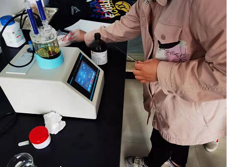 V-310S庫侖法卡爾費(fèi)休水分測定儀走進(jìn)瑞思博新材料